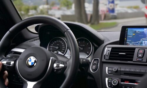 How to Choose the Best Car Rental Service when Visiting Kenya